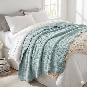 Soft Surroundings Chalet Quilt King Plush Reversible Blue 96x86